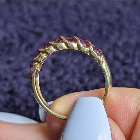 14k gold ruby band  - Picture 4 of 7
